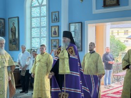 Престольный праздник Никольского храма г. Сарыагаш. Архиерейское служение